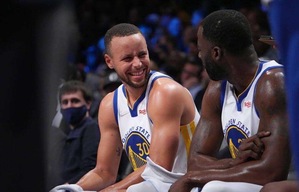 征服布魯克林！柯瑞狂砍37分+9顆三分，籃網球迷倒戈為他高呼MVP！（影）-黑特籃球-NBA新聞影音圖片分享社區