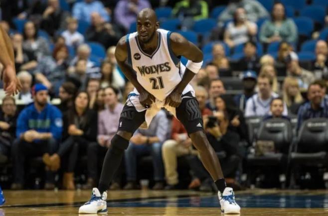狼王Garnett生涯742次兩雙,排在NBA歷史第五位,那麼前四位都是哪些大神?-黑特籃球-NBA新聞影音圖片分享社區