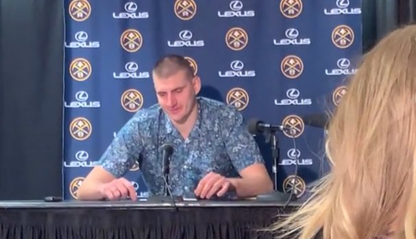 「我來自塞爾維亞」!Jokic霸氣回應熱火主場噓聲,拒絕和大Morris交流-黑特籃球-NBA新聞影音圖片分享社區