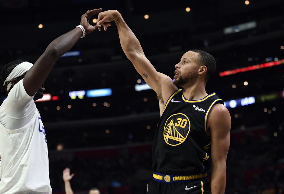 防守Curry有多痛苦?快艇悍將:簡直就是噩夢,他總能找到機會投籃!-黑特籃球-NBA新聞影音圖片分享社區