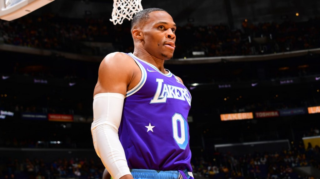 Reporter Rips Russell Westbrook for Being on Phone During Press Conference  | Complex