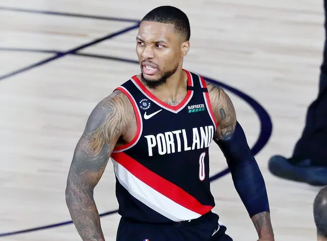15投4中,22投6中,又20中5,本賽季沒戴錶的Lillard,比威少哈登更低迷…-黑特籃球-NBA新聞影音圖片分享社區