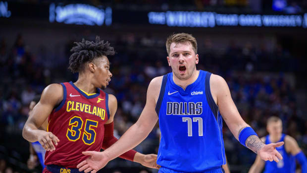 Luka Doncic Makes History, Kristaps Porzingis Hurt in Mavs Collapse to Cavs  - Sports Illustrated Dallas Mavericks News, Analysis and More