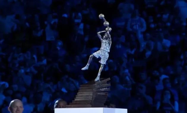 诺维茨基立雕像了，NBA还有谁能立雕像？