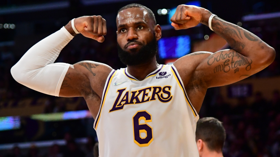 LeBron James milestones: Where Lakers star ranks all time in points,  assists, steals, 3-pointers made | Sporting News