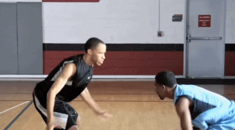 【一起學打球】進攻者的噩夢!強如Kobe也被這個人防服氣了!-黑特籃球-NBA新聞影音圖片分享社區