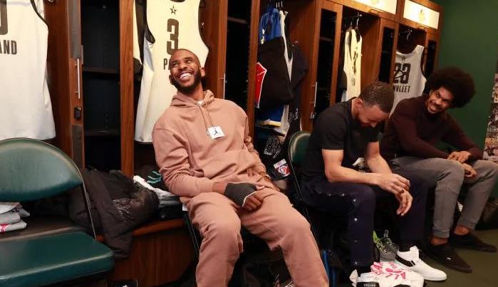 保羅手纏繃帶亮相明星賽!傷勢揪心鬥志仍不減:我一定要在明星賽擊敗布克!-黑特籃球-NBA新聞影音圖片分享社區