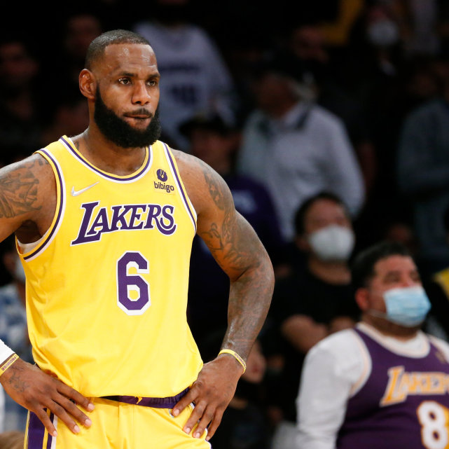詹姆斯隊內影響力超越Kobe?名記:詹姆斯逼湖人交易,但湖人對Kobe可從不屈服!-黑特籃球-NBA新聞影音圖片分享社區