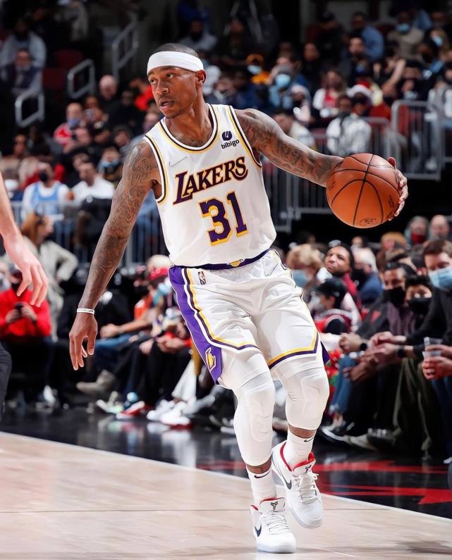 「地表最強175」又爆發!發展聯盟狂砍45分,瘋狂訓練目標只為重返NBA!(影)-黑特籃球-NBA新聞影音圖片分享社區