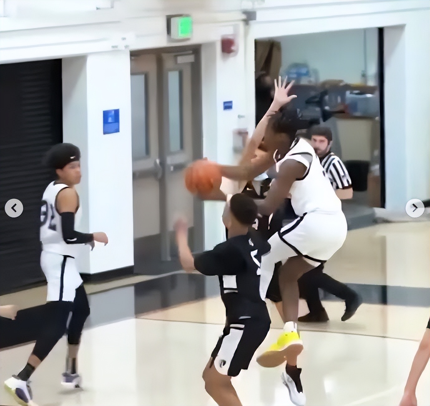 NBA / 【影片】歐洲步+風車灌籃!詹皇14歲小兒子進化了,等不了Bronny可以等他?-黑特籃球-NBA新聞影音圖片分享社區