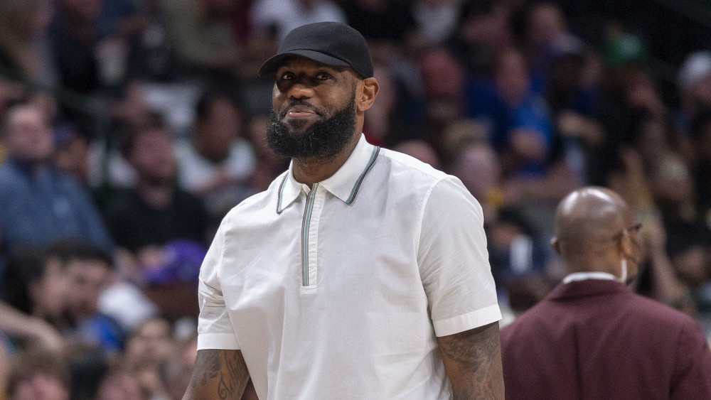 詹姆斯傷勢並不樂觀！他需要再打三場才能爭得分王，湖人也恐怕無緣附加賽！-黑特籃球-NBA新聞影音圖片分享社區