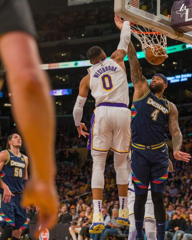 威少爆砍27分10板7助!炸裂隔扣「表弟」引熱議,投籃15中11也難救湖人(影)-黑特籃球-NBA新聞影音圖片分享社區