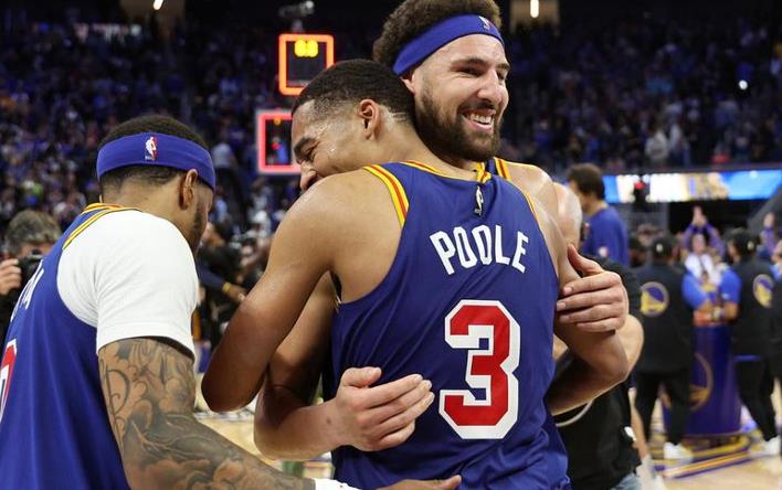 NBA / 19分+11助,雙重模式任意切換!Iguodala稱贊Poole:我聽說Herro在追求頂薪,那你也應該跟他一樣!-黑特籃球-NBA新聞影音圖片分享社區