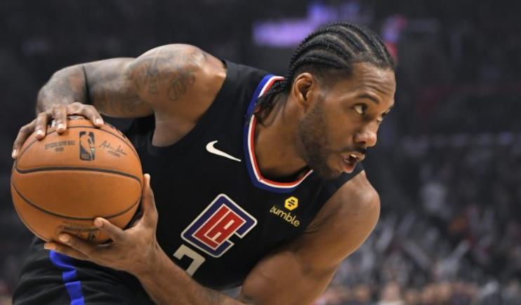 NBA / 馬刺事件重演?Leonard和快艇關於季後賽復出問題產生分歧,球隊總裁重申無回歸時間表!-黑特籃球-NBA新聞影音圖片分享社區