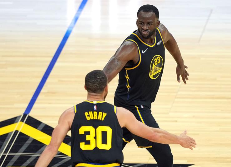 NBA / 【影片】Curry備戰G2開啟加練模式!練到全身濕透,追夢打趣:他是最佳替補,要從防守做起!-黑特籃球-NBA新聞影音圖片分享社區