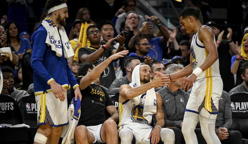 為何打球這麼像Curry?Poole終於說出實話,他在Curry身上下了不少功夫!-黑特籃球-NBA新聞影音圖片分享社區