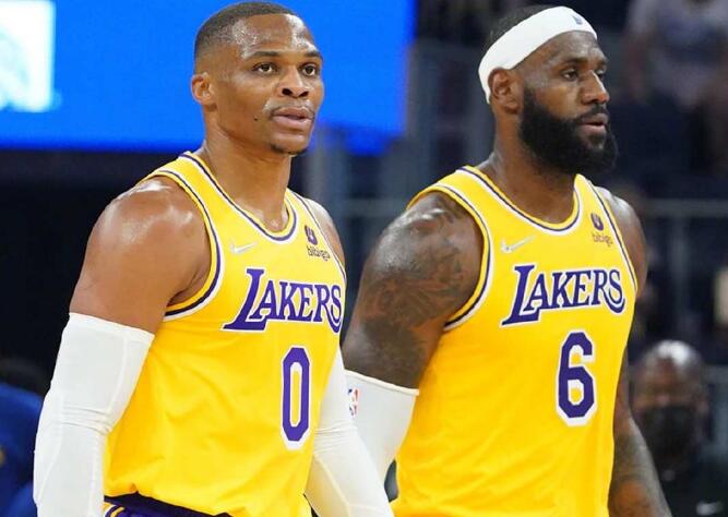 NBA / 4年一億美元!歐尼爾開天價自薦執教湖人:他們給了,我現在就過去給詹眉指導!-黑特籃球-NBA新聞影音圖片分享社區