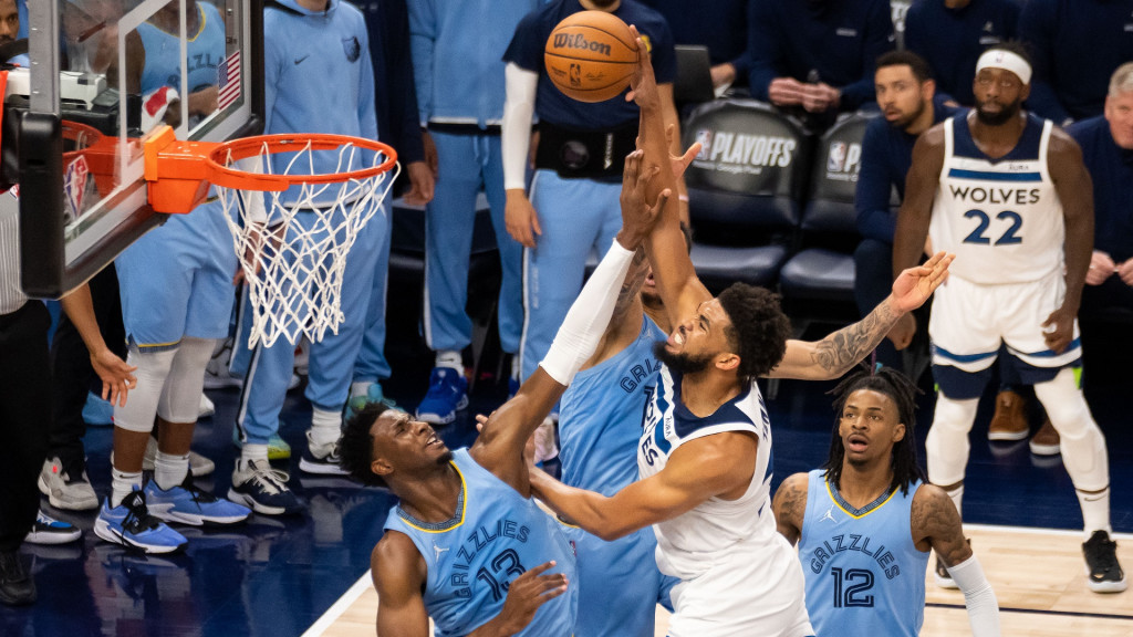 NBA: Memphis Grizzlies at Minnesota Timberwolves
