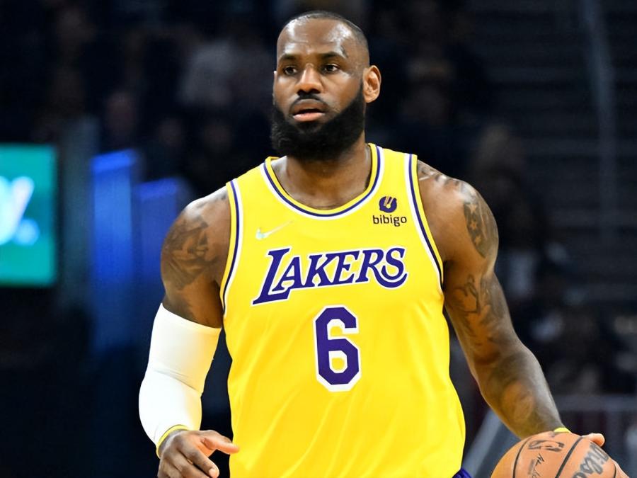 Luol Deng 2.0?美名記曝湖人或將利用延伸條款裁掉威少,經歷噩夢一季後三巨頭解體…-黑特籃球-NBA新聞影音圖片分享社區