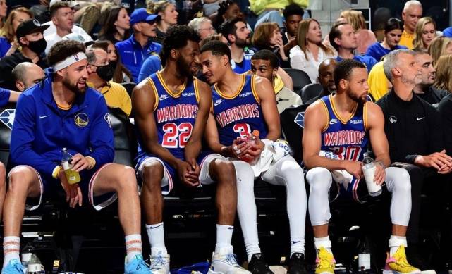 NBA / 「死亡五小」集齊!勇士宣佈G5先發陣容,Curry回歸先發,他們本輪一起出場時淨勝26分!-黑特籃球-NBA新聞影音圖片分享社區