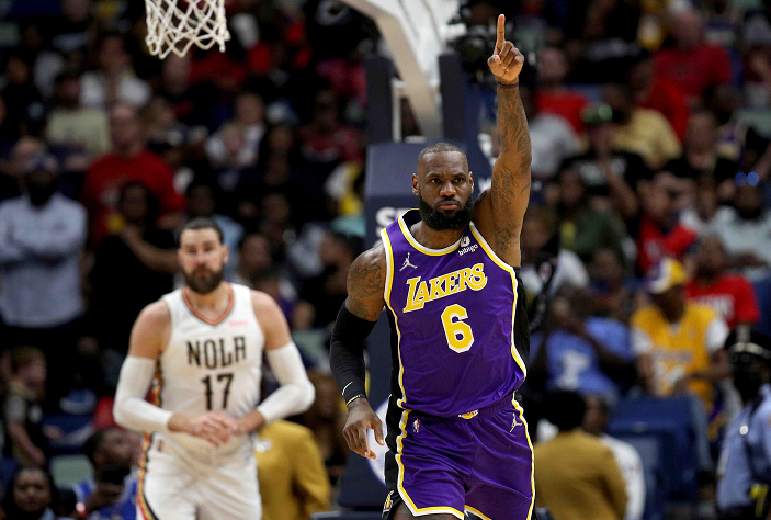 NBA / 湖人重磅消息!詹姆斯在Twitter「宣佈」:我正式缺席本賽季剩餘賽程,大家秋天再見!-黑特籃球-NBA新聞影音圖片分享社區