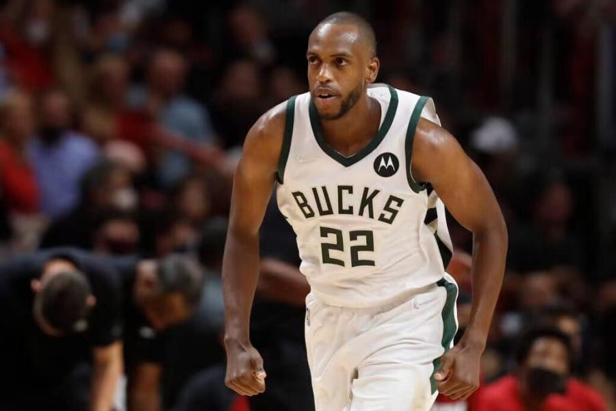NBA / 公鹿壞消息!米豆湯左膝傷情加重,大概率缺席與綠軍東區半決賽!-黑特籃球-NBA新聞影音圖片分享社區