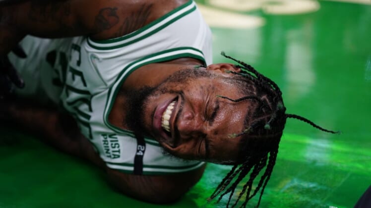 Celtics' Marcus Smart out for Game 4, Robert Williams III available