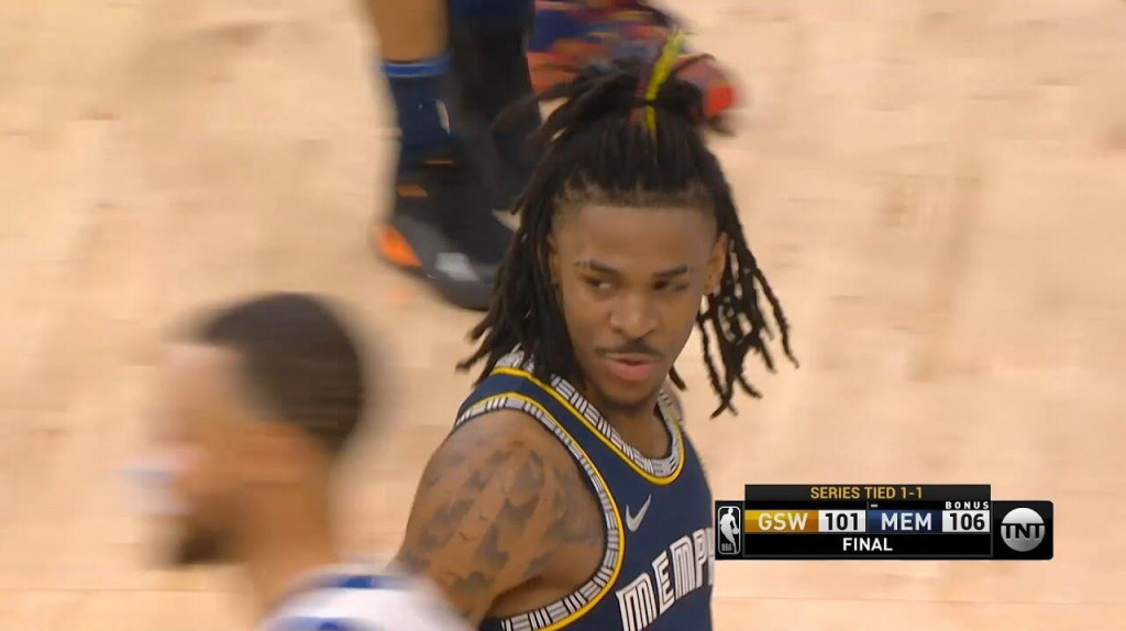 NBA / 【影片】不氣盛能叫年輕人?莫蘭特狂砍47+8+8,賽後與Curry擦肩喊話:我們的對決還會繼續很有意思的!-黑特籃球-NBA新聞影音圖片分享社區