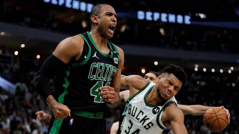 Horford轟30+8創4大神跡!暴扣+肘翻字母哥,35歲老探花絕對值1.1億!(影)-黑特籃球-NBA新聞影音圖片分享社區