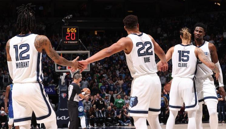 NBA / 輸給勇士不丟人!灰熊出局仍手握未來,被眾美媒名宿稱讚,以聯盟第二年輕的陣容打出超棒賽季!-黑特籃球-NBA新聞影音圖片分享社區