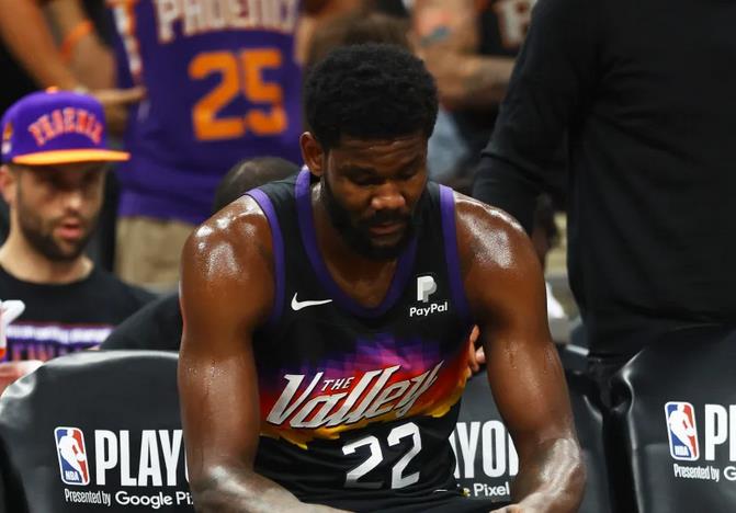 NBA / 太陽一手好牌打得稀碎!艾頓已心生嫌隙,球員無保障怎麼為球隊拚命?別隊早就求賢若渴!-黑特籃球-NBA新聞影音圖片分享社區