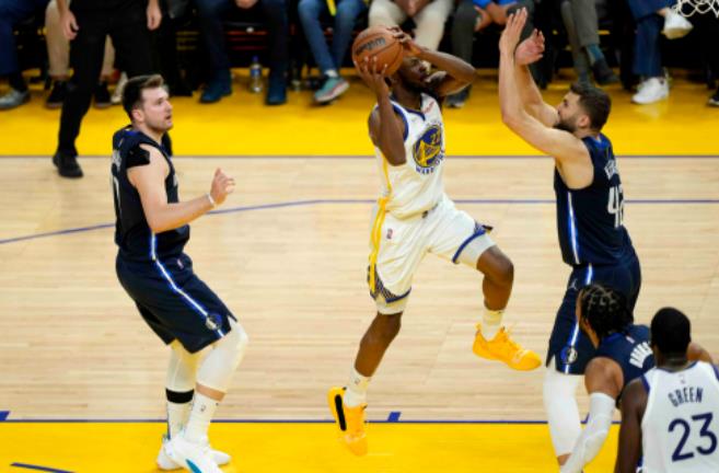 NBA / 【影片】威金斯因腳踝扭傷或將缺席G3!受傷瞬間曝光:受傷後還咬牙堅持20分鐘!-黑特籃球-NBA新聞影音圖片分享社區