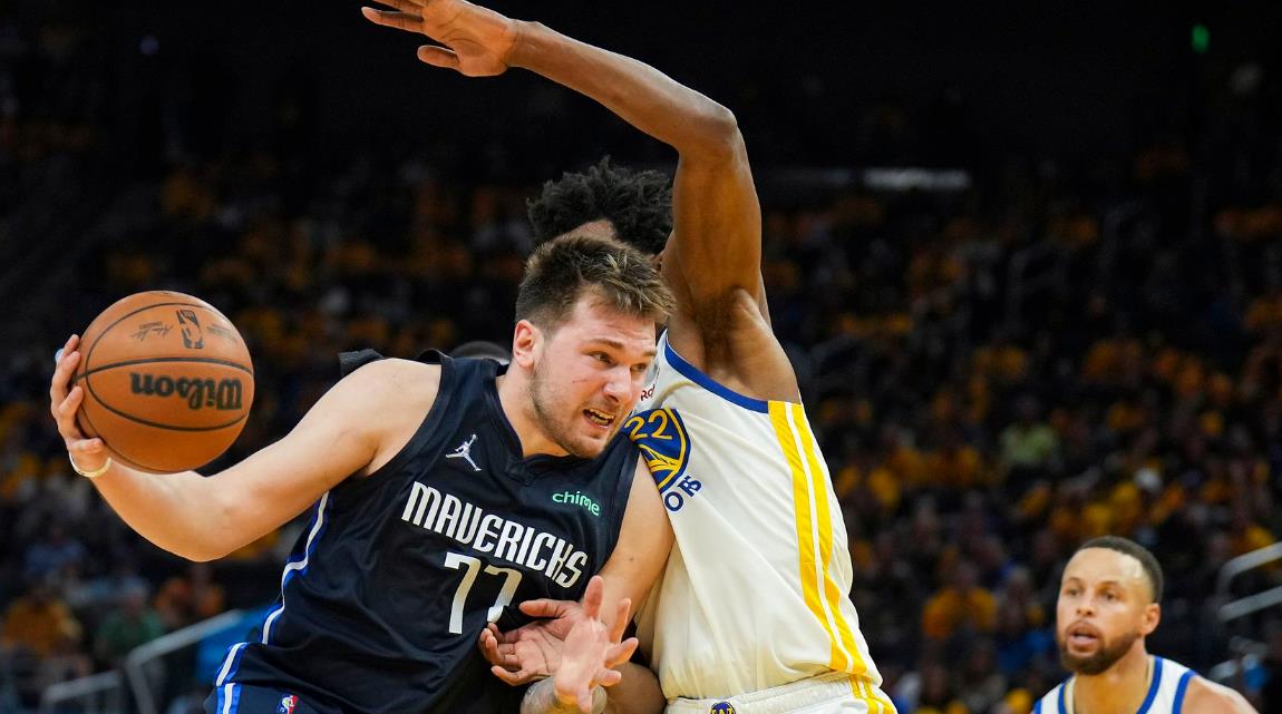 NBA / 【影片】威金斯因腳踝扭傷或將缺席G3!受傷瞬間曝光:受傷後還咬牙堅持20分鐘!-黑特籃球-NBA新聞影音圖片分享社區