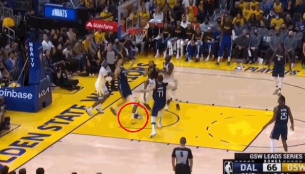 NBA / 【影片】威金斯因腳踝扭傷或將缺席G3!受傷瞬間曝光:受傷後還咬牙堅持20分鐘!-黑特籃球-NBA新聞影音圖片分享社區