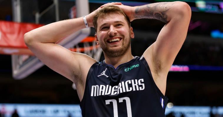 NBA / 巨星的胸懷和風度!慘遭威金斯隔扣,東契奇仍稱讚威金斯,砍40分賽後主動背鍋讓人太佩服!-黑特籃球-NBA新聞影音圖片分享社區