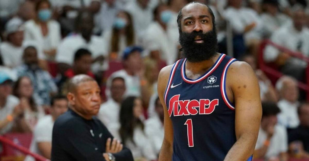 Philadelphia-76ers-need-James-Harden-to-carry-them-but-can-1140x694 (1)