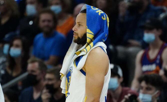 NBA / 場均10+10,休賽期勇士續約第一人定了,名宿:西決他是絕對功臣!-黑特籃球-NBA新聞影音圖片分享社區