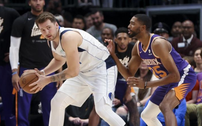NBA / 【影片】鬧大了!東契奇暴怒嘲諷裁判,做出「數錢手勢」起哄,恐要面臨追加處罰!-黑特籃球-NBA新聞影音圖片分享社區