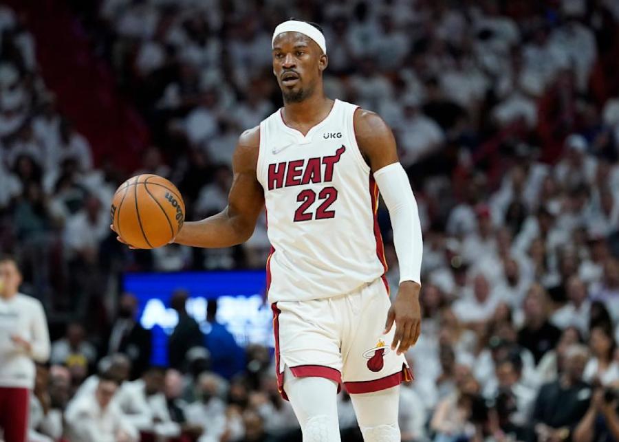 NBA / 打不過就加入?輸掉天王山,熱火生死邊緣,Embiid社媒喊話:邁阿密還缺個巨星!-黑特籃球-NBA新聞影音圖片分享社區