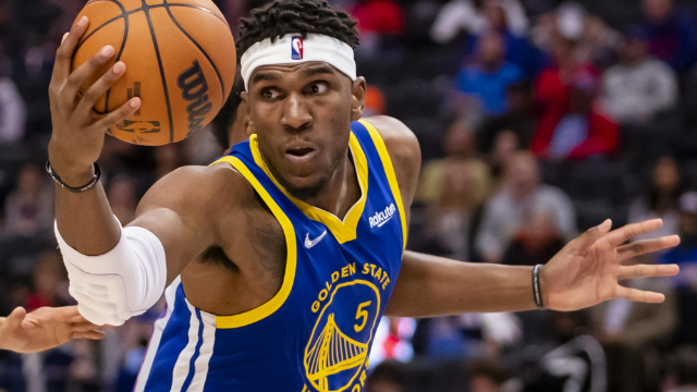 Kevon Looney Net Worth: Kevon Looney Did Something the Warriors Center  Hasn't in 45 Years.