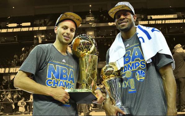 NBA / 鐵證如山!Curry的FMVP被黑,15年總冠軍賽唯一神跡曝光,卻只換來0票太可笑!-黑特籃球-NBA新聞影音圖片分享社區