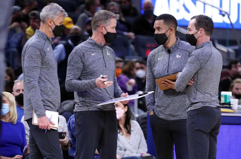 NBA / 勇士又一人離隊倒計時!科爾7年已失4大冠軍幫手,Poole恩師也要走?-黑特籃球-NBA新聞影音圖片分享社區