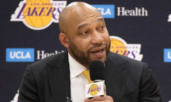 NBA / 湖人清洗陣容,眾人面臨離隊,今年表現為何會令人失望?新帥終於找到禍根!-黑特籃球-NBA新聞影音圖片分享社區