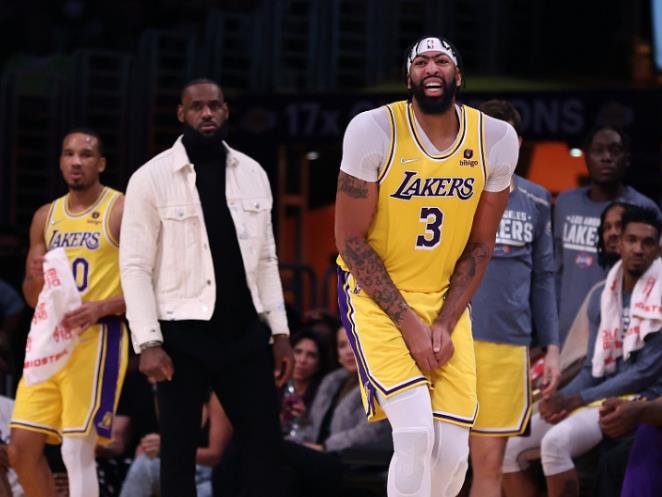 NBA / 【影片】一眉哥開始擺爛!身材走樣發福嚴重,親口承認68天沒打過球,球迷徹底絕望!-黑特籃球-NBA新聞影音圖片分享社區