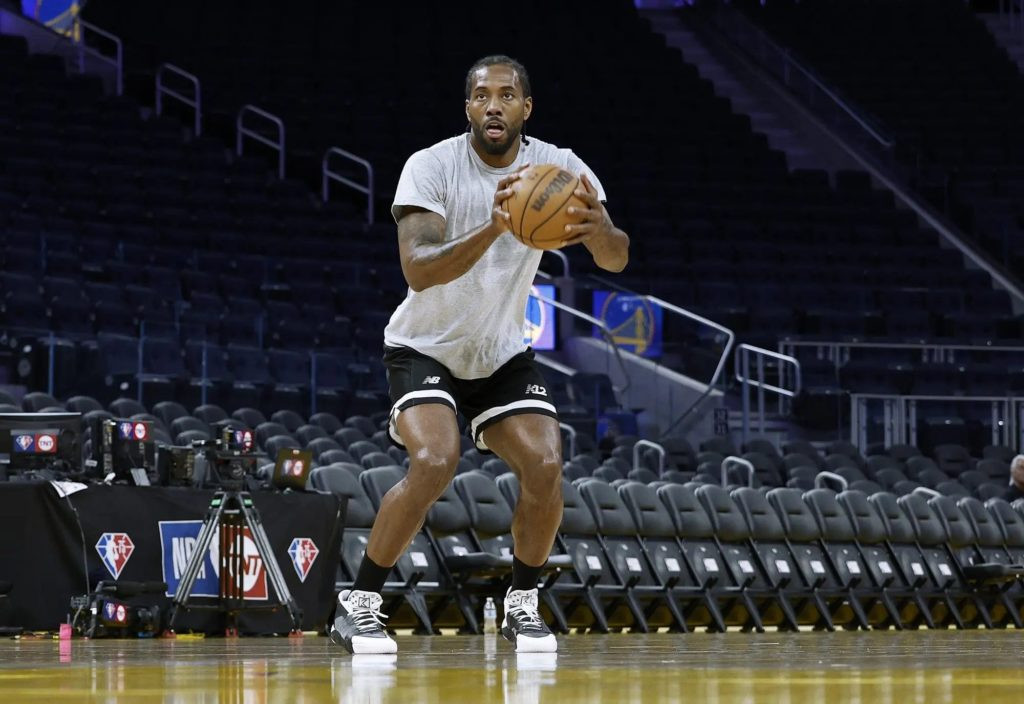 kawhi-leonard-shootaround-Clippers-1024x704