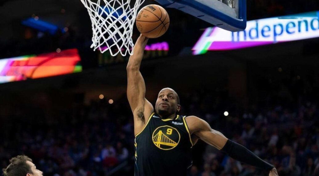 NBA / 退役還是擔任助教?伊古達拉休賽期陷入糾結,科爾幫他做了選擇!-黑特籃球-NBA新聞影音圖片分享社區