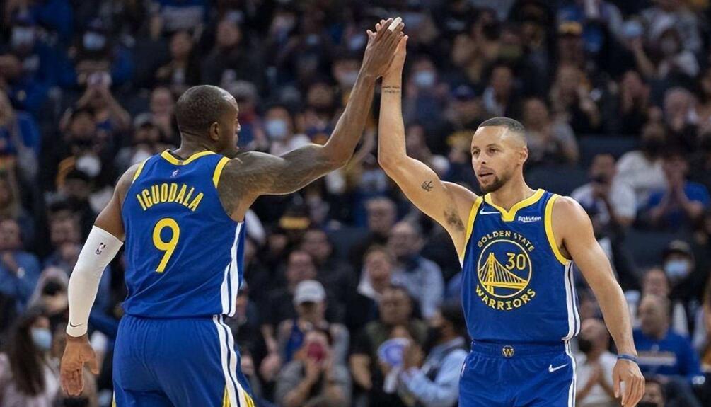 NBA / 退役還是擔任助教?伊古達拉休賽期陷入糾結,科爾幫他做了選擇!-黑特籃球-NBA新聞影音圖片分享社區