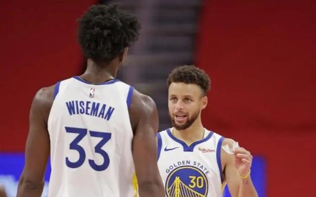 NBA / Wiseman:Curry告訴我多練習擋拆,但我有天賦,低位技術好,不需要打那麼復雜!-黑特籃球-NBA新聞影音圖片分享社區