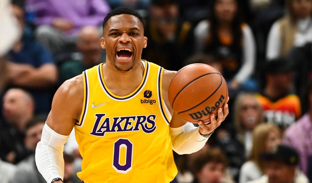 NBA / 挑戰6000萬年薪!威少有資格簽4年2.21億提前續約合同,但湖人會給嗎?-黑特籃球-NBA新聞影音圖片分享社區