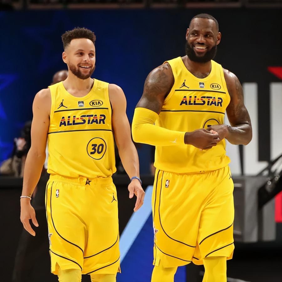 NBA / 詹姆斯正密謀加盟勇士!兩次談到聯手Curry,名嘴稱:他曾試過毫不猶豫離開自己的球隊!-黑特籃球-NBA新聞影音圖片分享社區